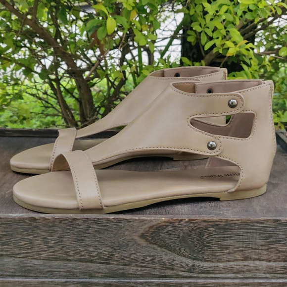 Women's Gladiator Flats Back Zipper Ankle Taupe - Picture 4 of 8